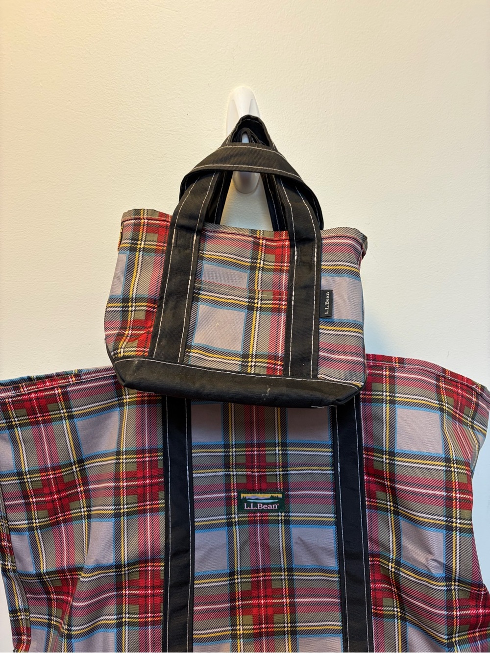 L.L. Bean 2 piece Everyday Nylon totes Red and Black Plaid Tote Bag Set